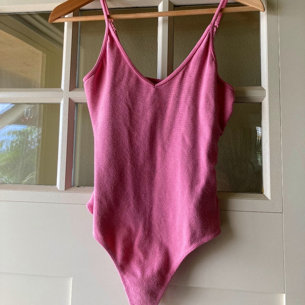 Aritzia Sunday Best bodysuit size S